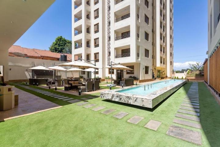 Kandiz Queendom Nairobi Esterno foto